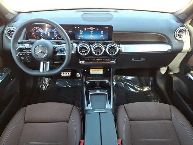 New 2026 Mercedes-Benz GLB 250 image 4
