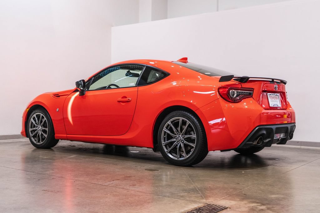 Used 2017 Toyota 86 860 Special Edition RWD image 7