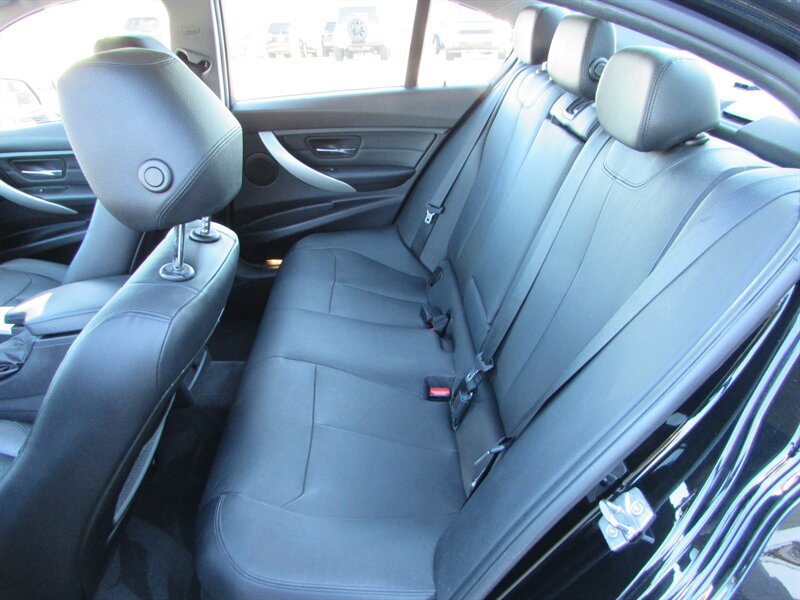 Used 2013 BMW 328i Sedan RWD image 12