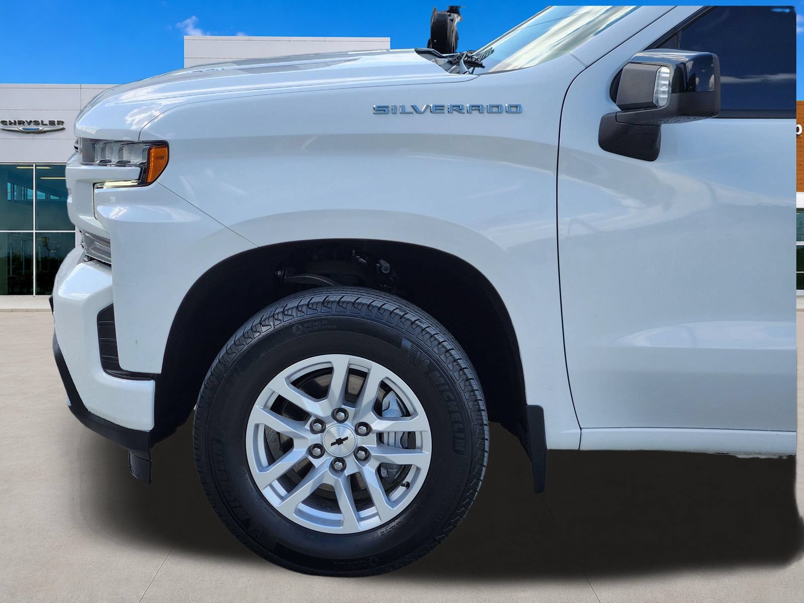 Used 2022 Chevrolet Silverado 1500 RST w/ Safety Package AWD/4WD image 10
