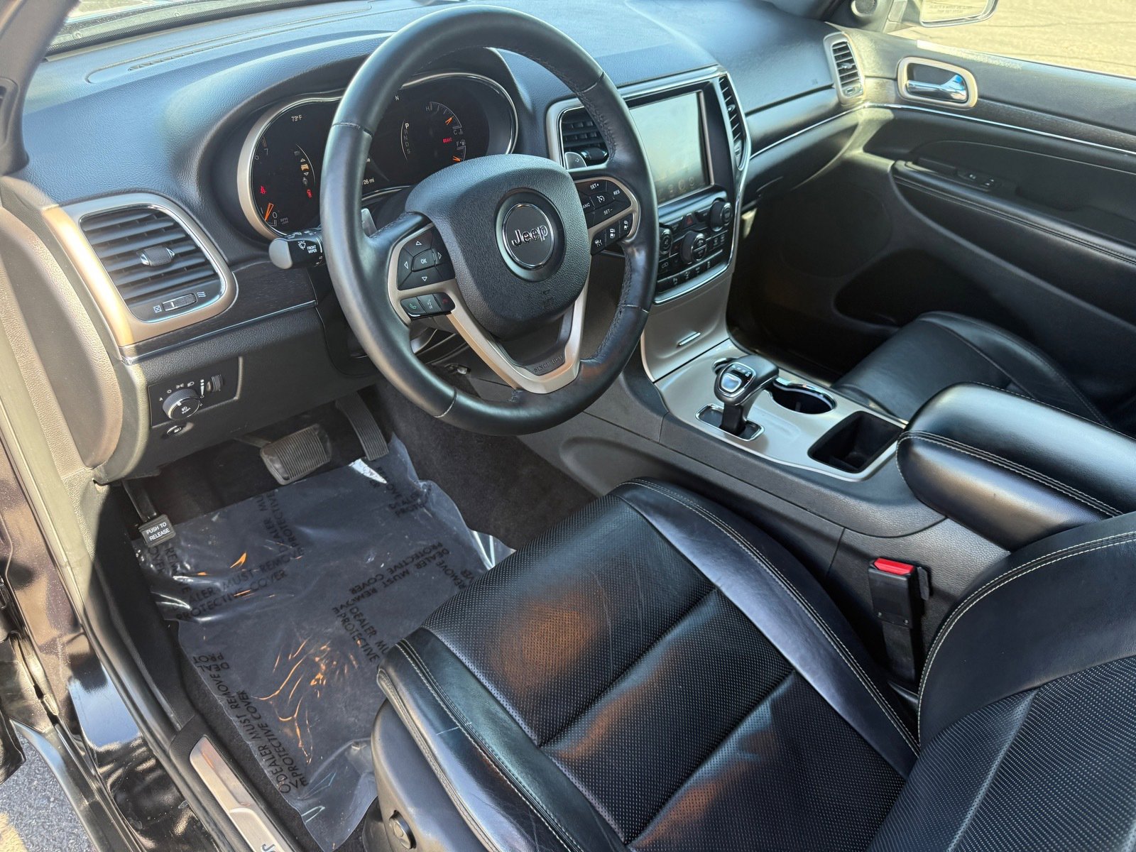 Used 2015 Jeep Grand Cherokee Limited w/ Luxury Group II image 10