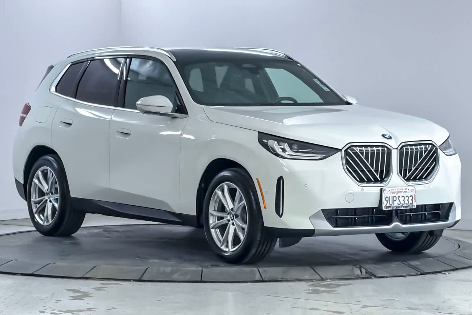 Used 2025 BMW X3 xDrive30i w/ Convenience Package AWD/4WD image 9