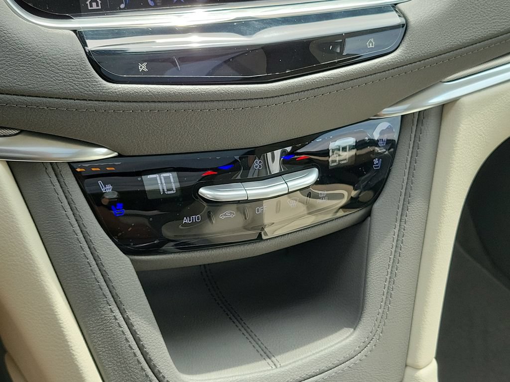 New 2026 Cadillac XT5 Premium Luxury w/ Driver Assist Package AWD/4WD image 16
