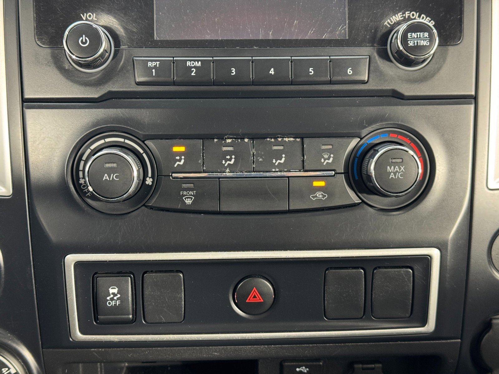 Used 2018 Nissan Titan S w/ S Utility Package image 23