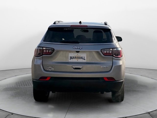 Used 2024 Jeep Compass Latitude w/ Sun and Sound Group image 4