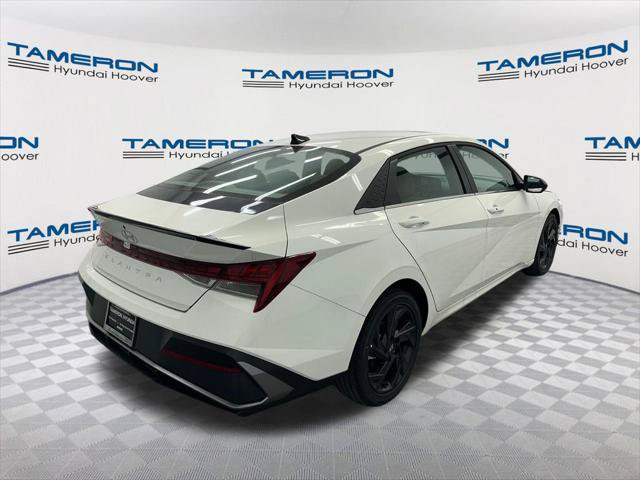 New 2026 Hyundai Elantra SEL Sport Premium FWD image 5