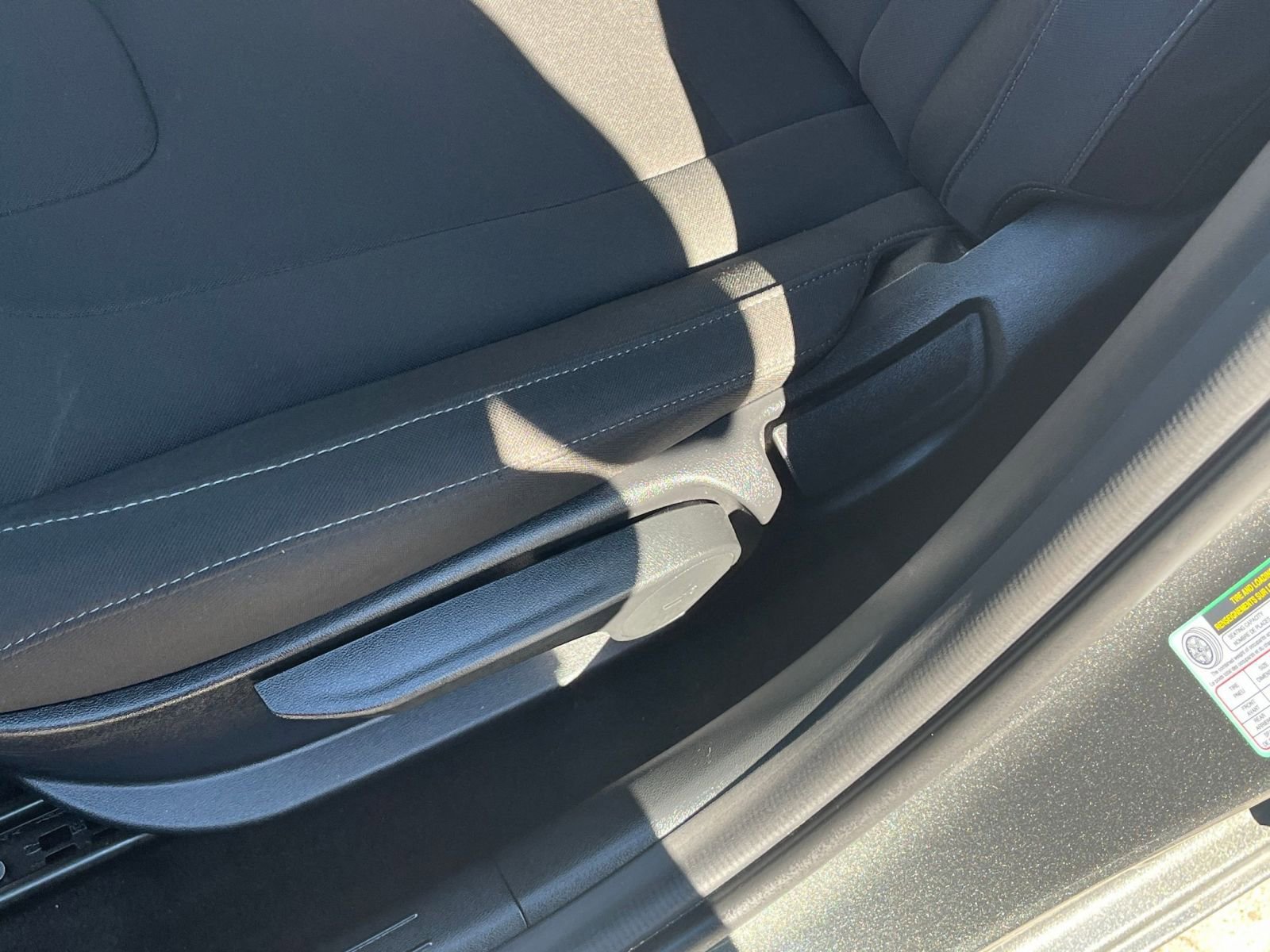 Used 2025 Hyundai Elantra SEL image 23