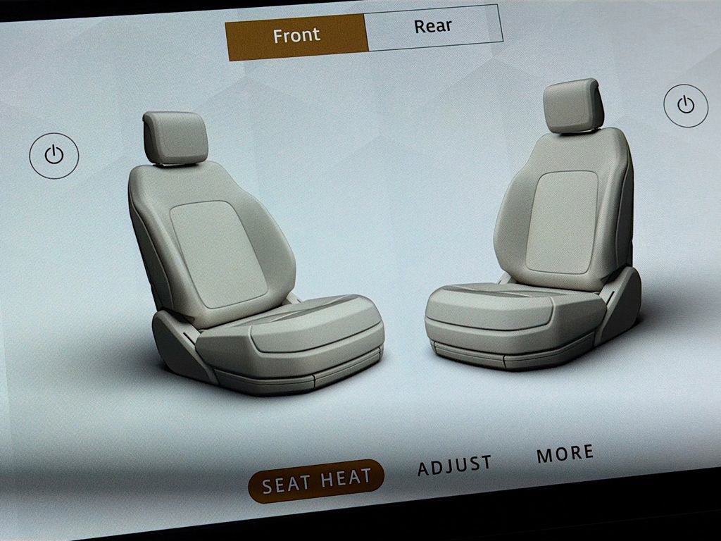 Used 2023 Land Rover Range Rover Sport SE Dynamic image 33