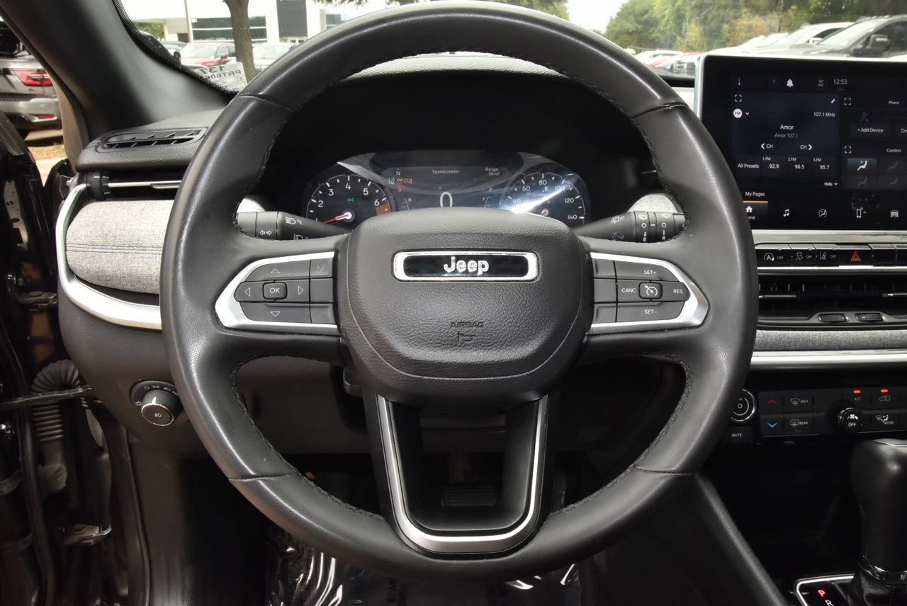 Used 2024 Jeep Compass Latitude AWD/4WD image 22