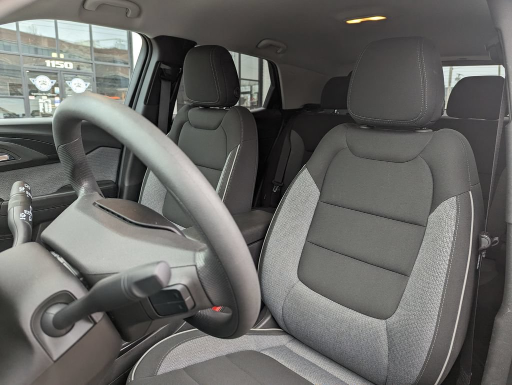 Used 2023 Chevrolet TrailBlazer LT FWD image 14