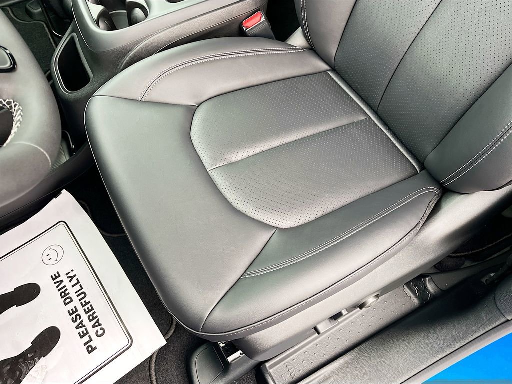 New 2026 Chrysler Pacifica Select image 18