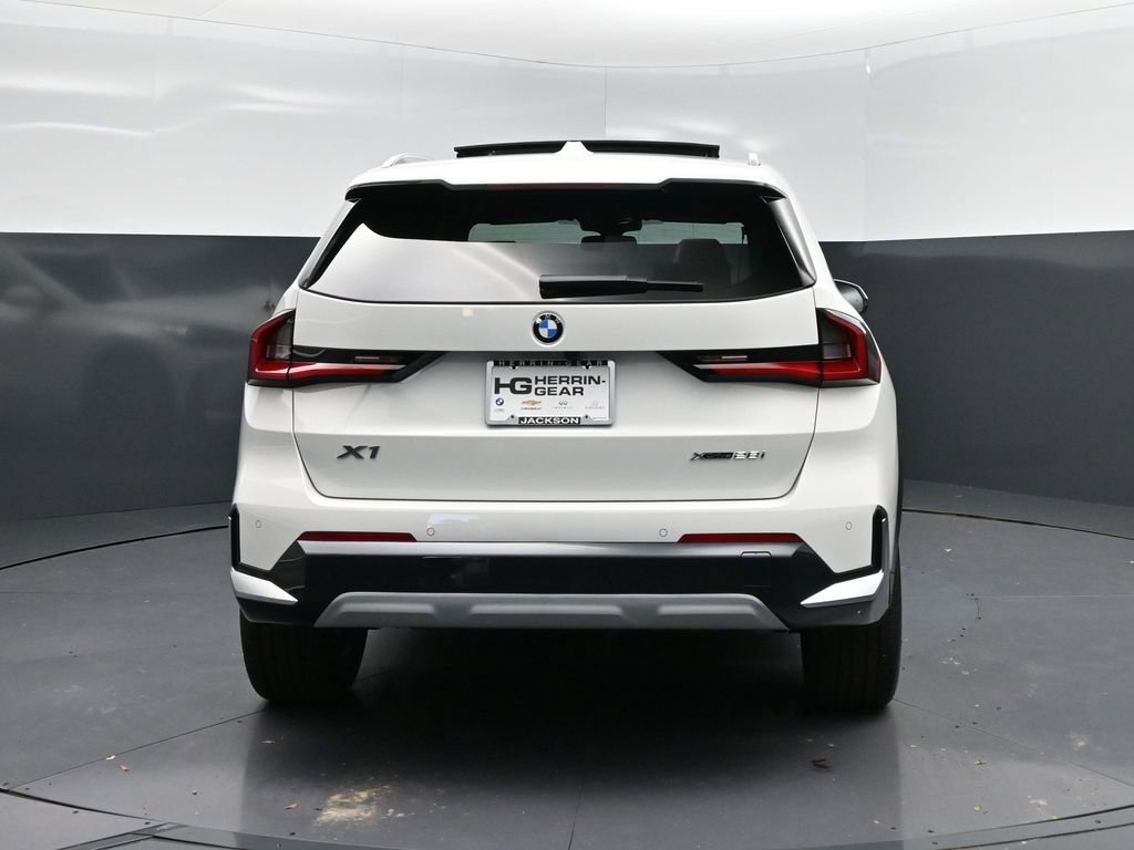 New 2026 BMW X1 xDrive28i w/ Technology Package image 6