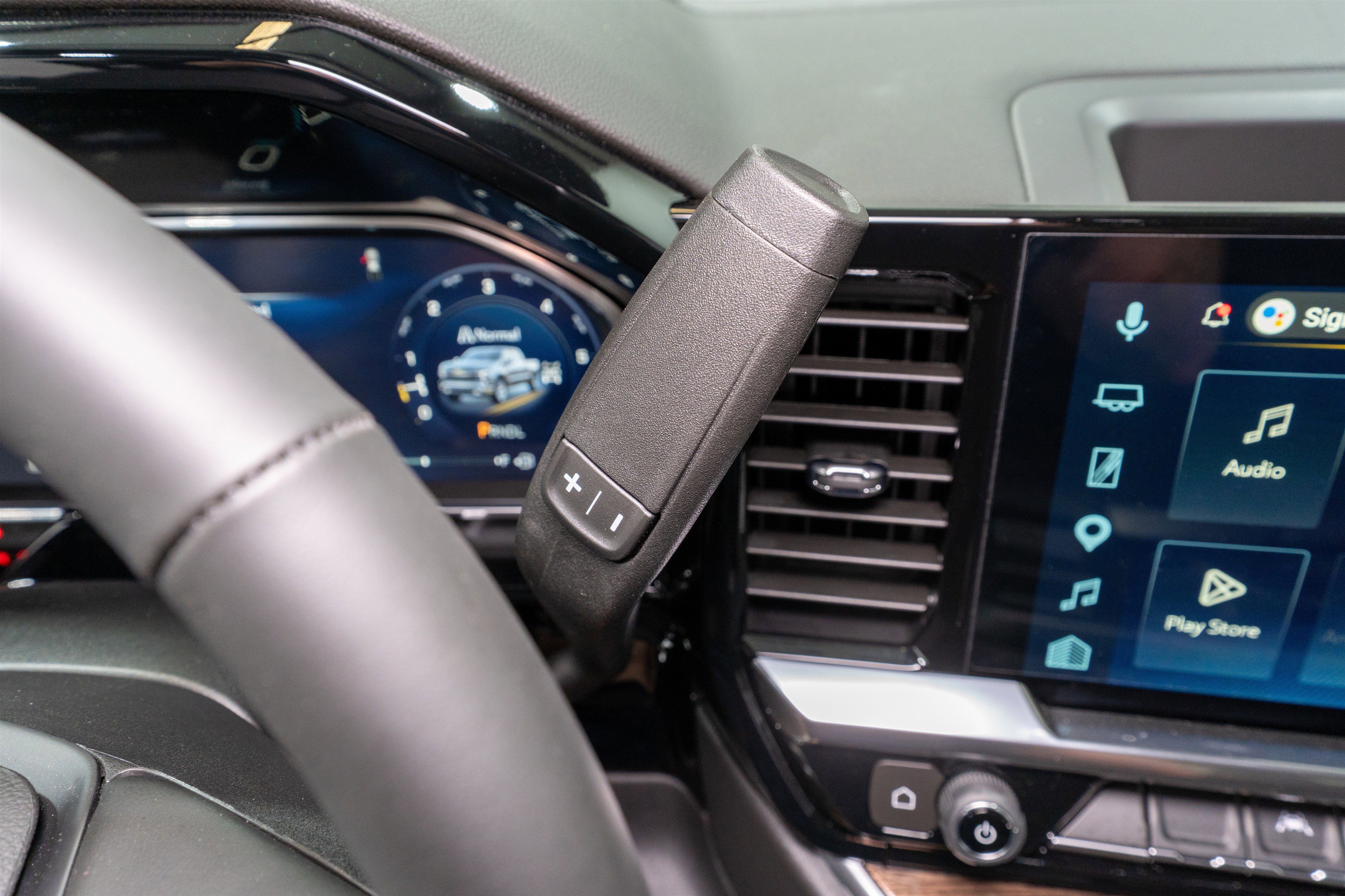 Used 2026 Chevrolet Silverado 1500 LT w/ Z71 Off-Road Package AWD/4WD image 27