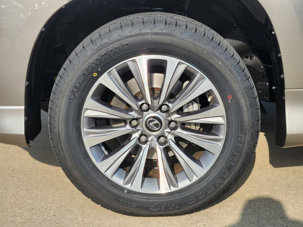 Certified 2023 Lexus GX 460 Luxury w/ Accessory Package AWD/4WD image 10