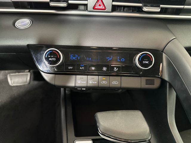 Certified 2023 Hyundai Elantra SEL image 23