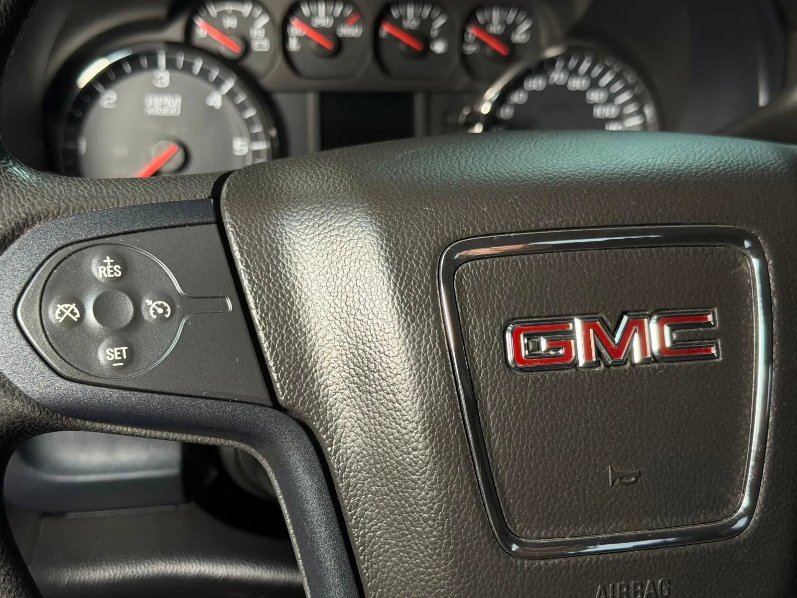 Used 2017 GMC Sierra 1500 2WD Regular Cab image 15