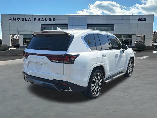 Used 2024 Lexus LX 600 4WD w/ Luxury Package image 8