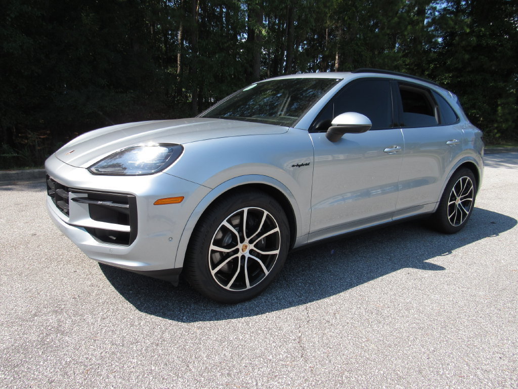Certified 2025 Porsche Cayenne E-Hybrid