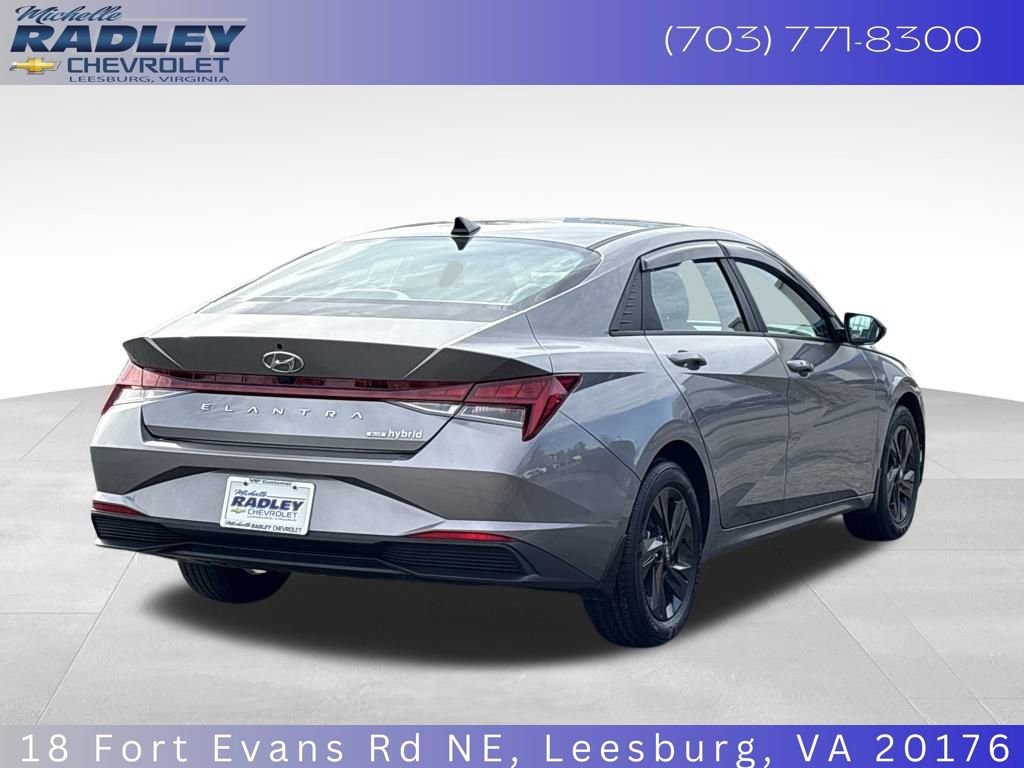 Used 2023 Hyundai Elantra Blue image 6
