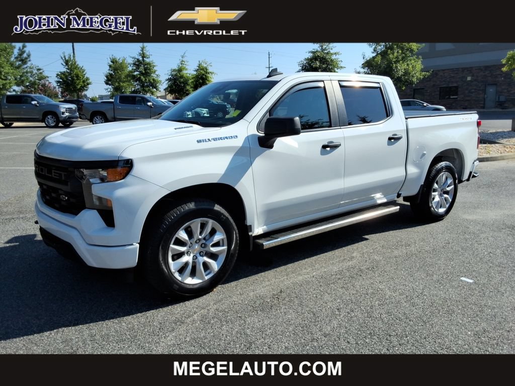 Certified 2025 Chevrolet Silverado 1500 Custom AWD/4WD image 1