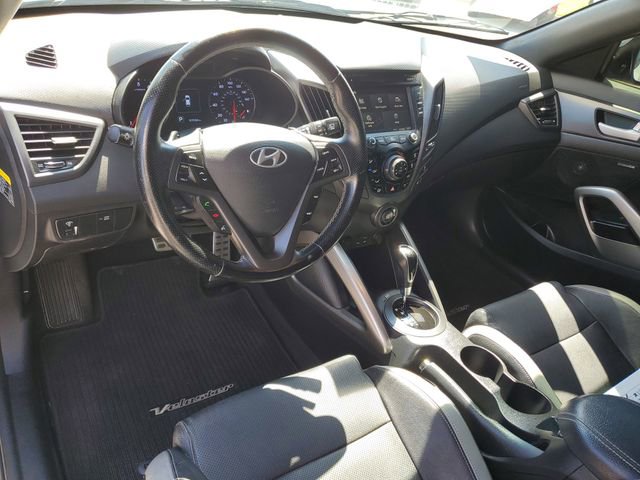 Used 2016 Hyundai Veloster Turbo image 9