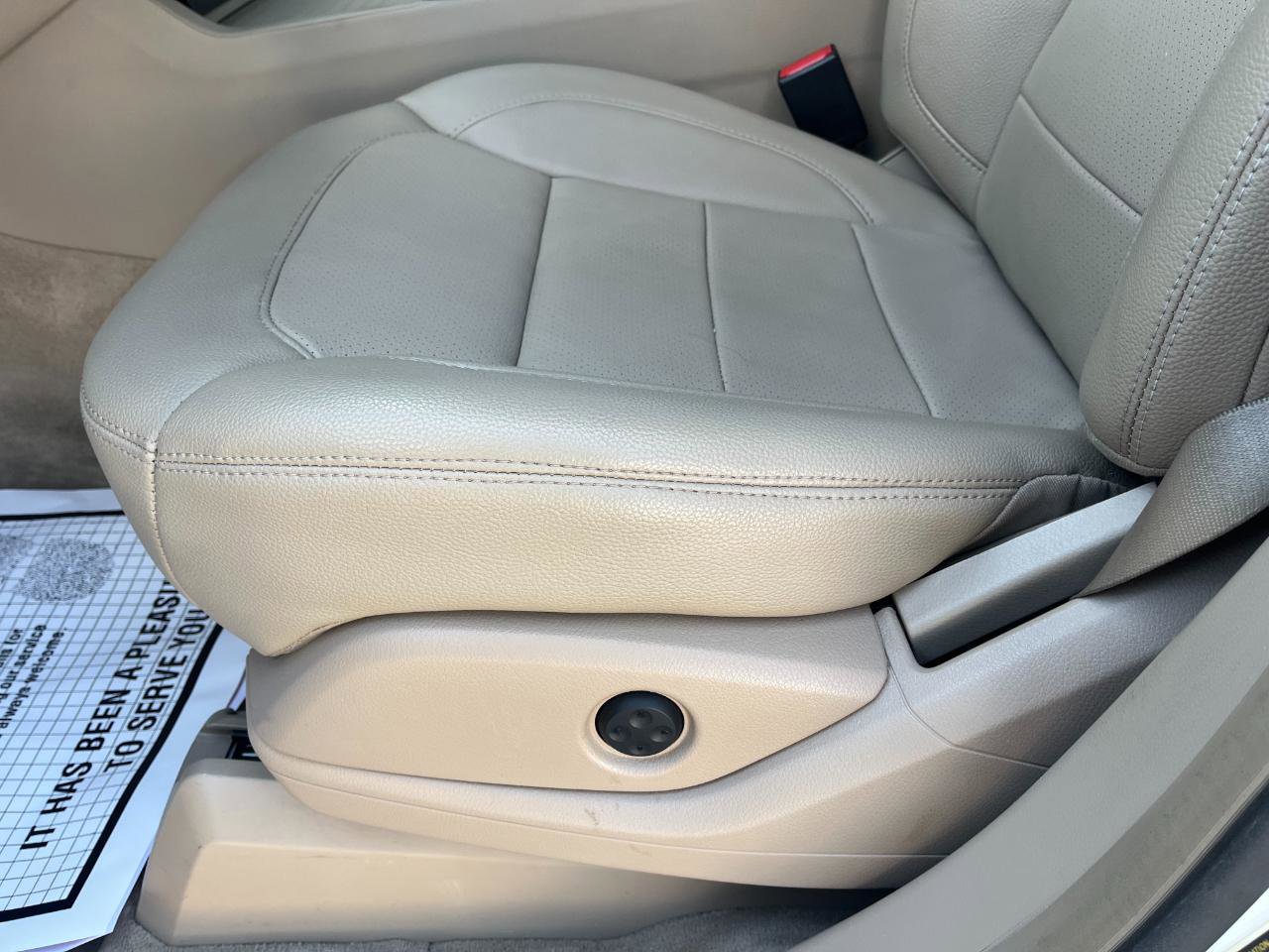 Used 2013 Mercedes-Benz ML 350 BlueTEC 4MATIC image 24