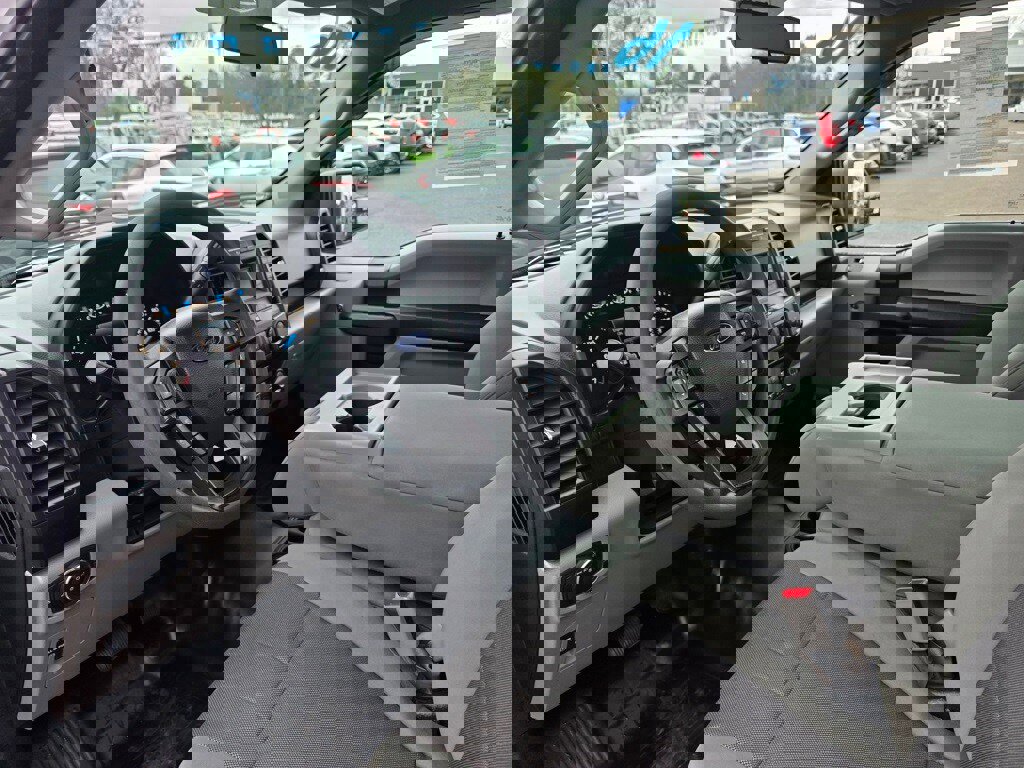 Used 2016 Ford F150 XL w/ Equipment Group 101A Mid image 5