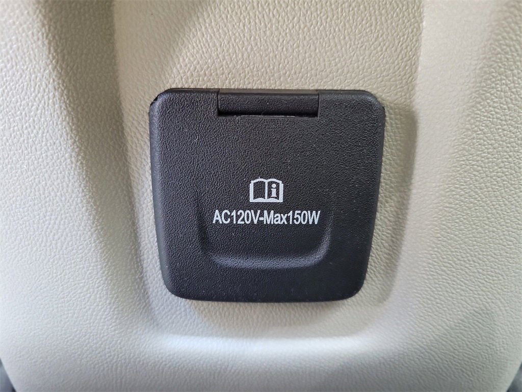 Used 2022 GMC Terrain Denali w/ Denali Premium Package image 16