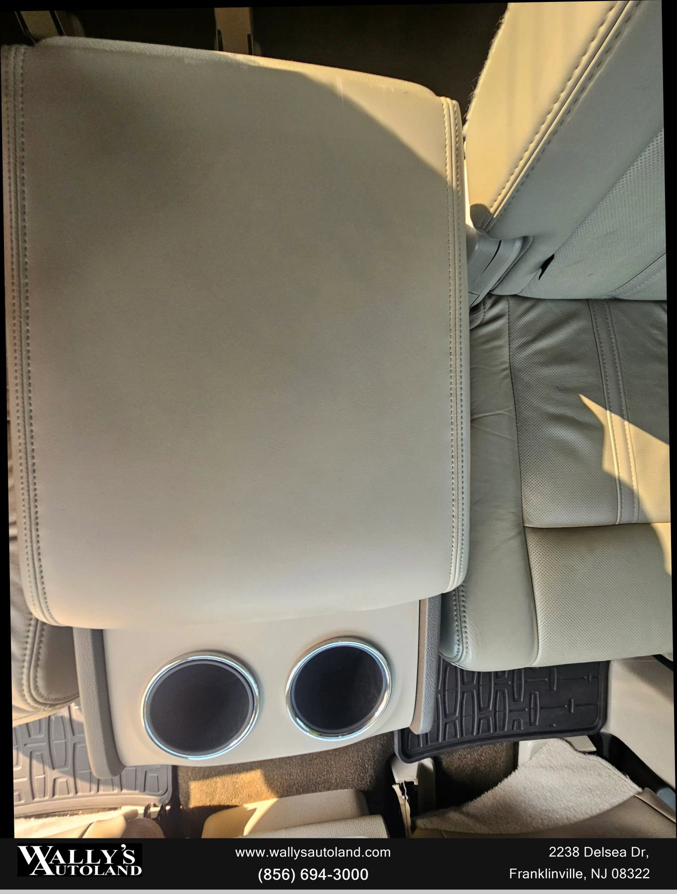 Used 2015 Lincoln Navigator 4WD image 27