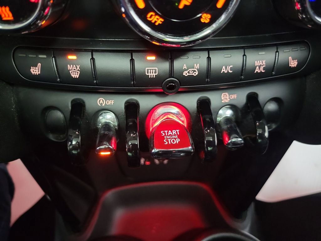 Used 2015 MINI Cooper S FWD image 45