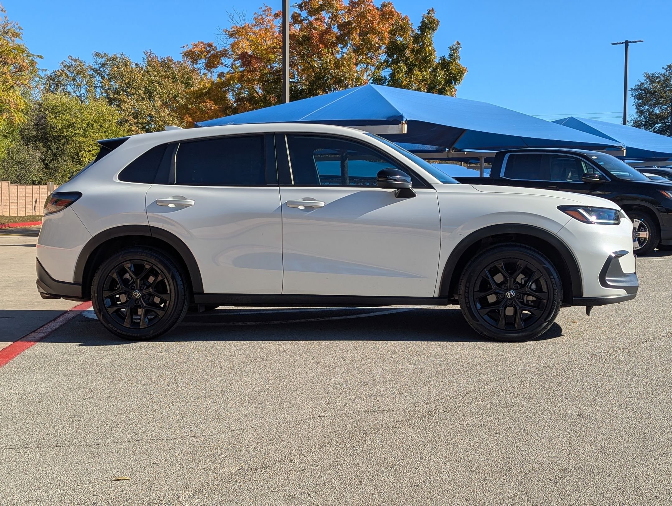 Certified 2023 Honda HR-V Sport image 3