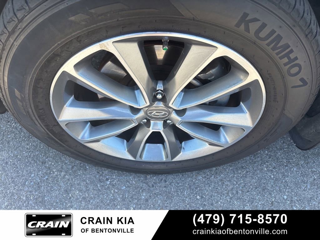 Used 2018 Hyundai Santa Fe SE w/ Cargo Package FWD image 7