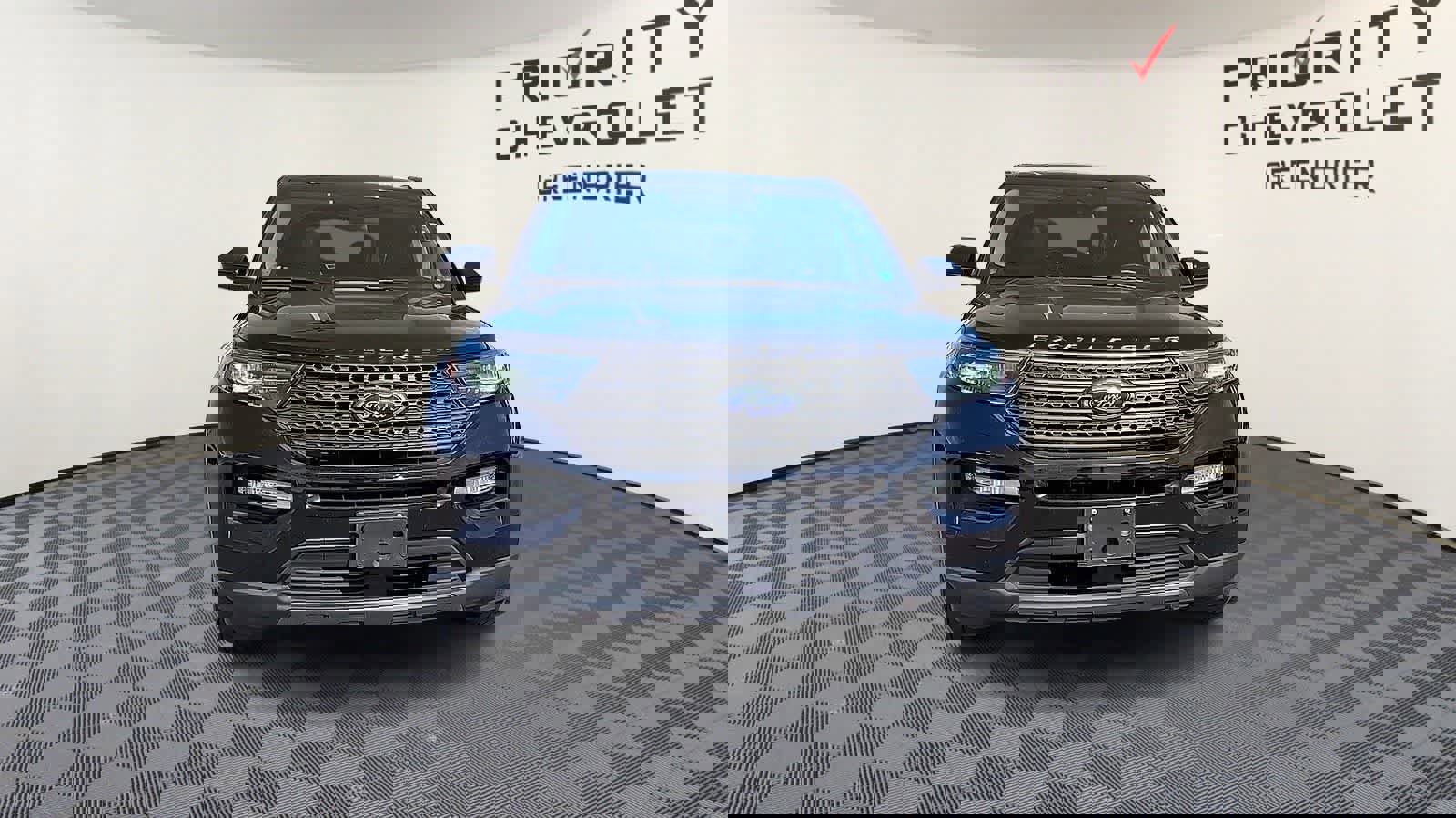 Used 2022 Ford Explorer XLT w/ Equipment Group 202A AWD/4WD image 3