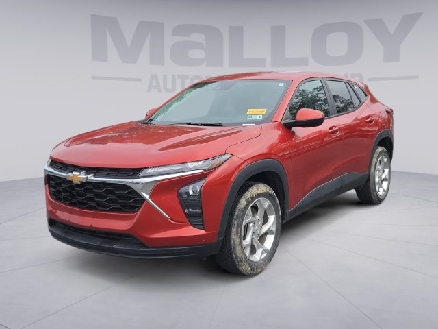 Certified 2024 Chevrolet Trax LS w/ LS Convenience Package FWD image 1