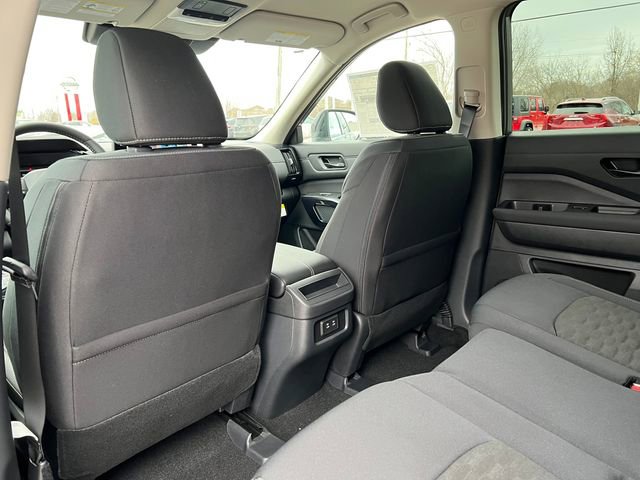 New 2026 Nissan Pathfinder SV image 33