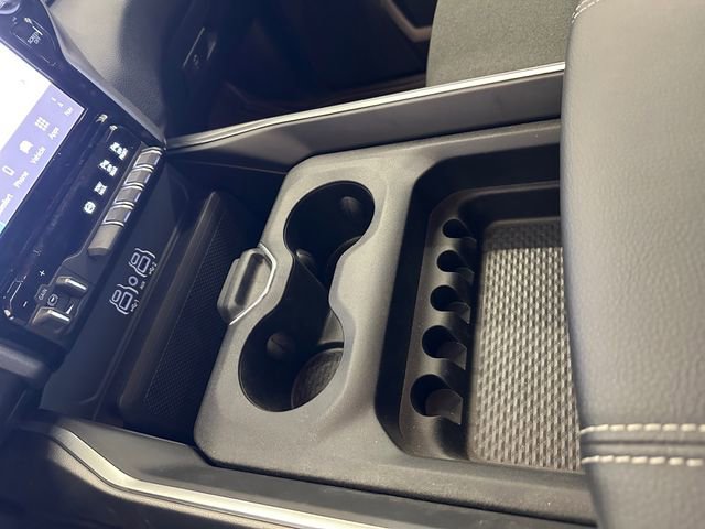 New 2026 RAM 2500 Big Horn AWD/4WD image 34