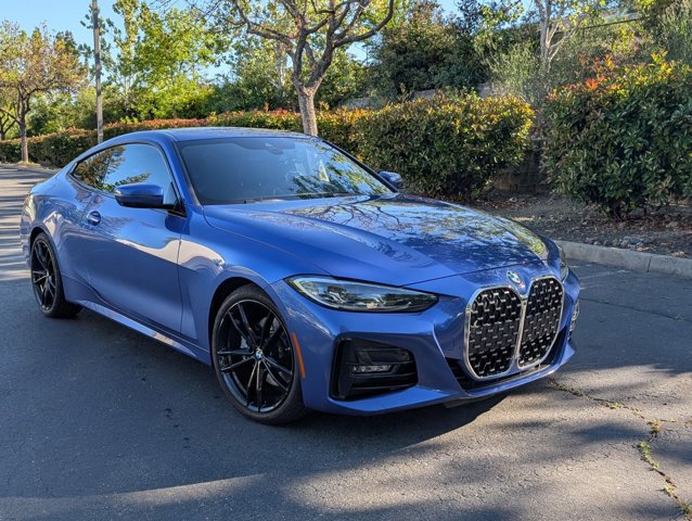 Used 2021 BMW 430i Coupe w/ M Sport Package RWD image 3