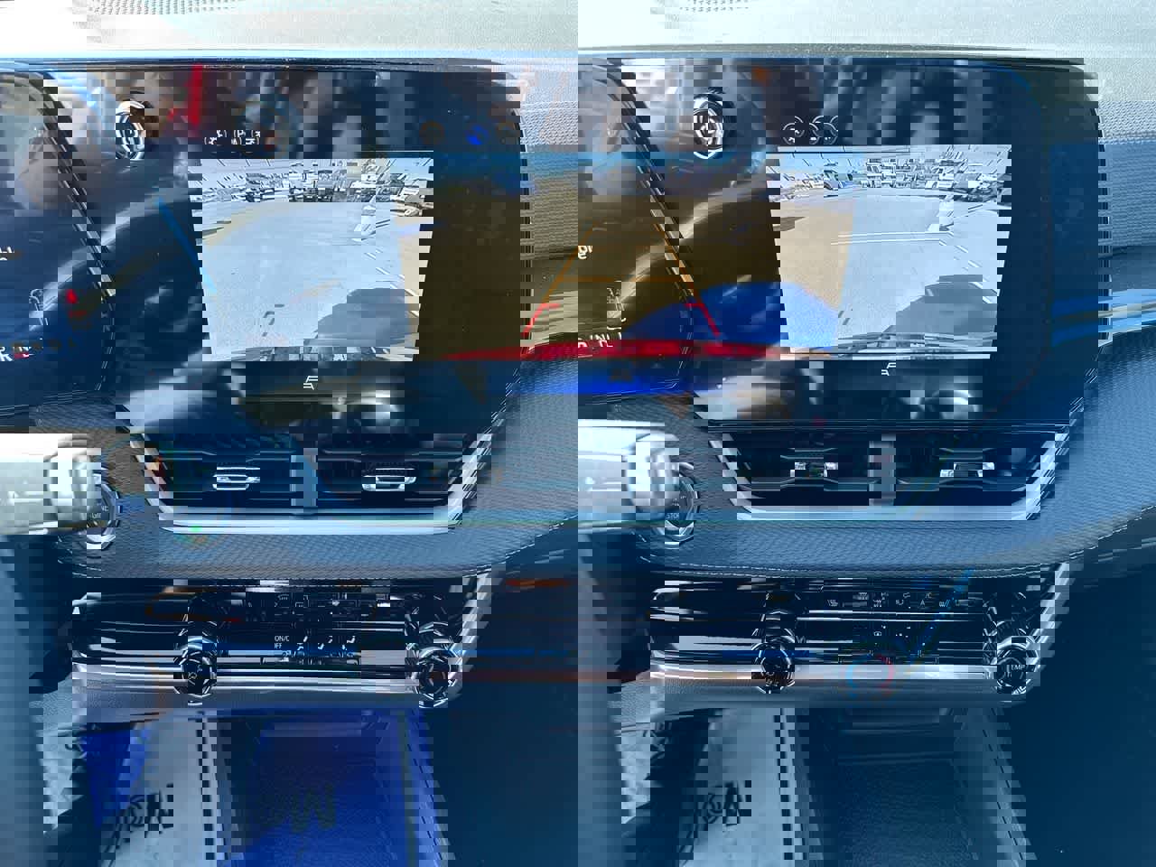 New 2025 Chevrolet Equinox LT image 15