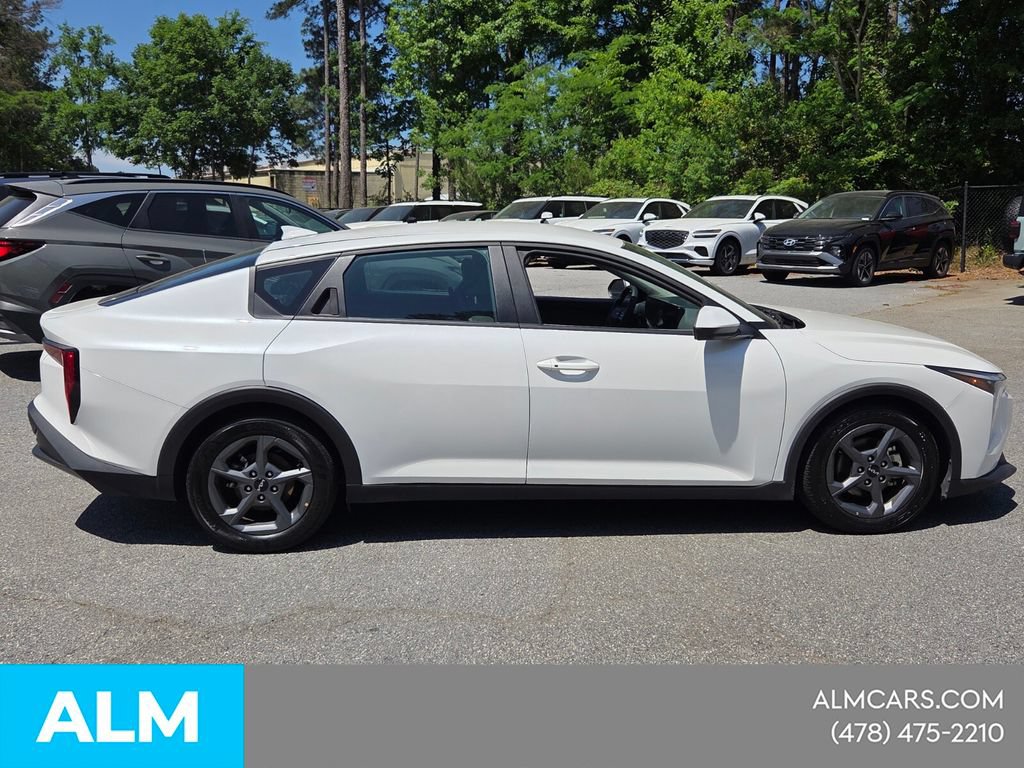 Used 2025 Kia K4 FWD image 15