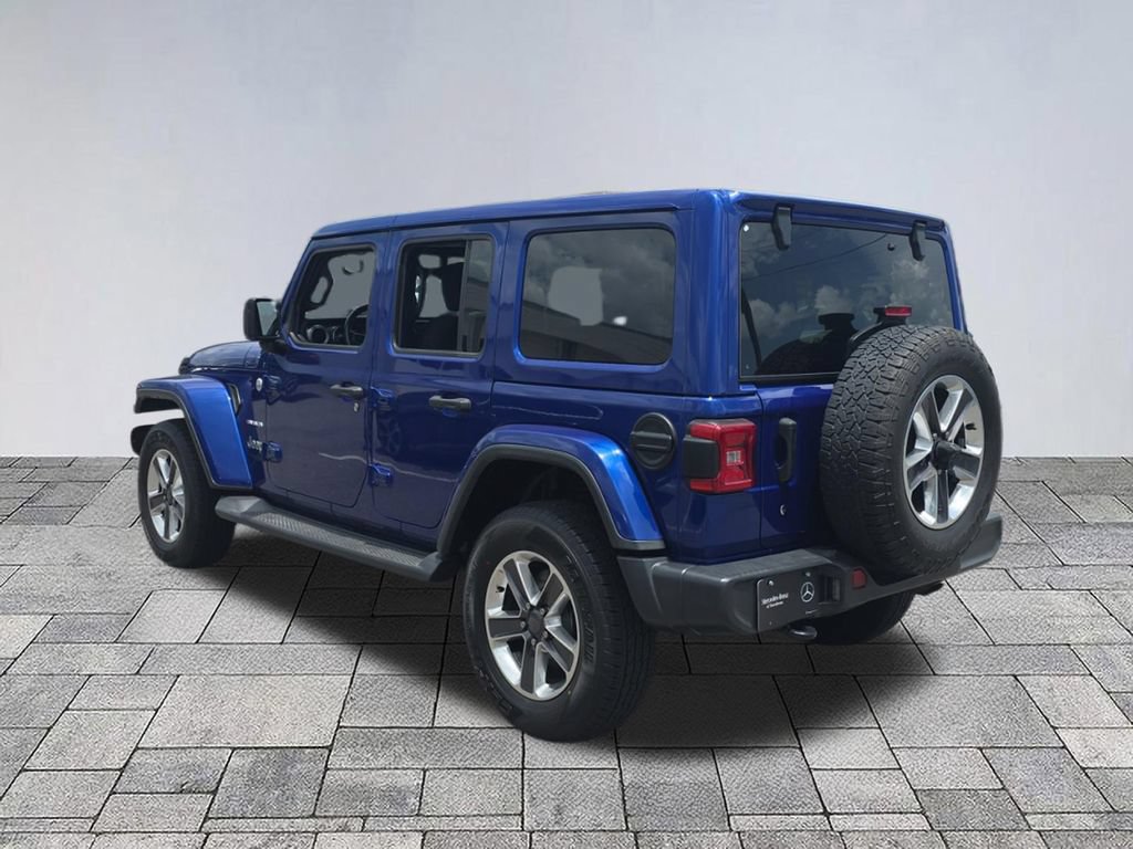 Used 2018 Jeep Wrangler Unlimited Sahara AWD/4WD image 5