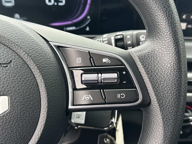 Used 2025 Kia Seltos LX AWD/4WD image 8