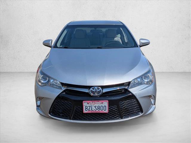Used 2017 Toyota Camry SE FWD image 2