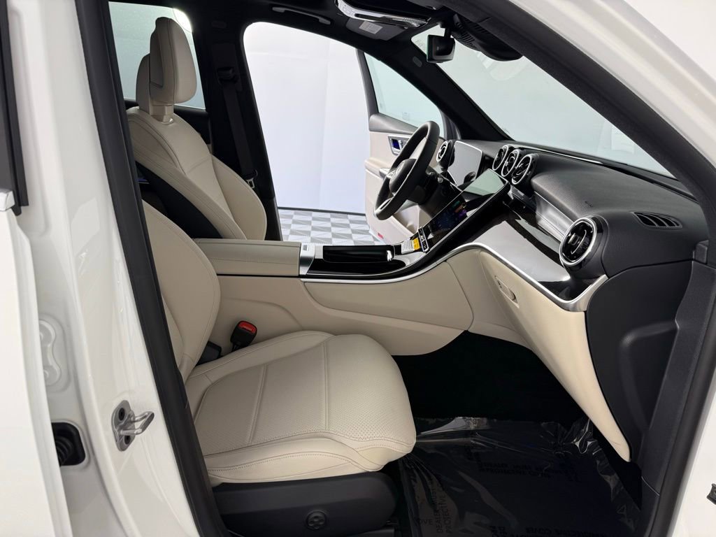 New 2026 Mercedes-Benz GLC 300 4MATIC image 18