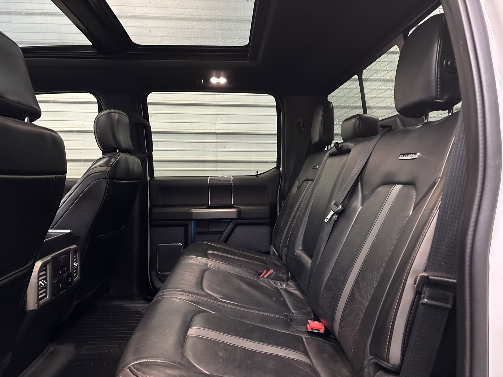 Used 2018 Ford F350 Platinum w/ Platinum Ultimate Package image 24