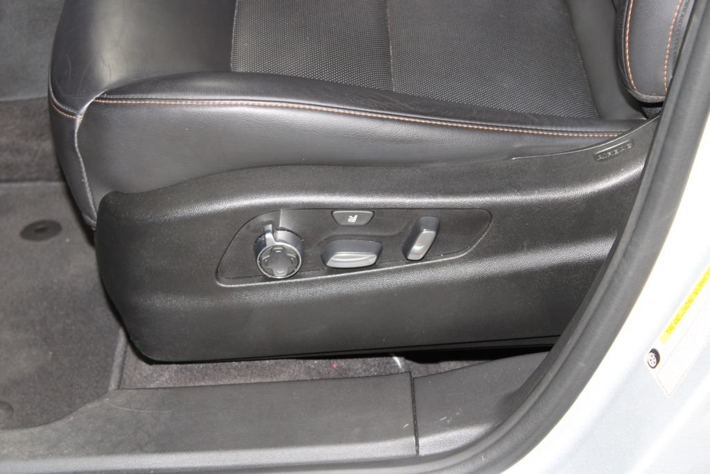 Used 2021 Cadillac XT4 Sport FWD image 18