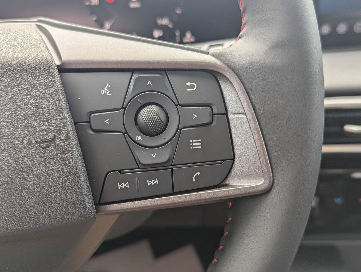 New 2026 Nissan Sentra SR w/ SR Premium Package FWD image 21