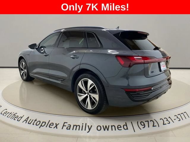 Used 2024 Audi Q8 e-tron Premium AWD/4WD image 3