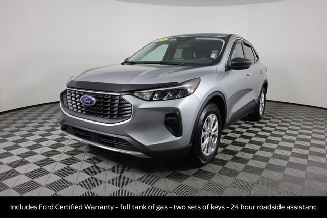 Certified 2023 Ford Escape Active AWD/4WD image 9