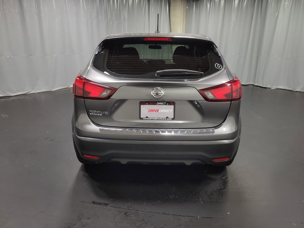 Used 2018 Nissan Rogue Sport S w/ S Appearance Package FWD image 7