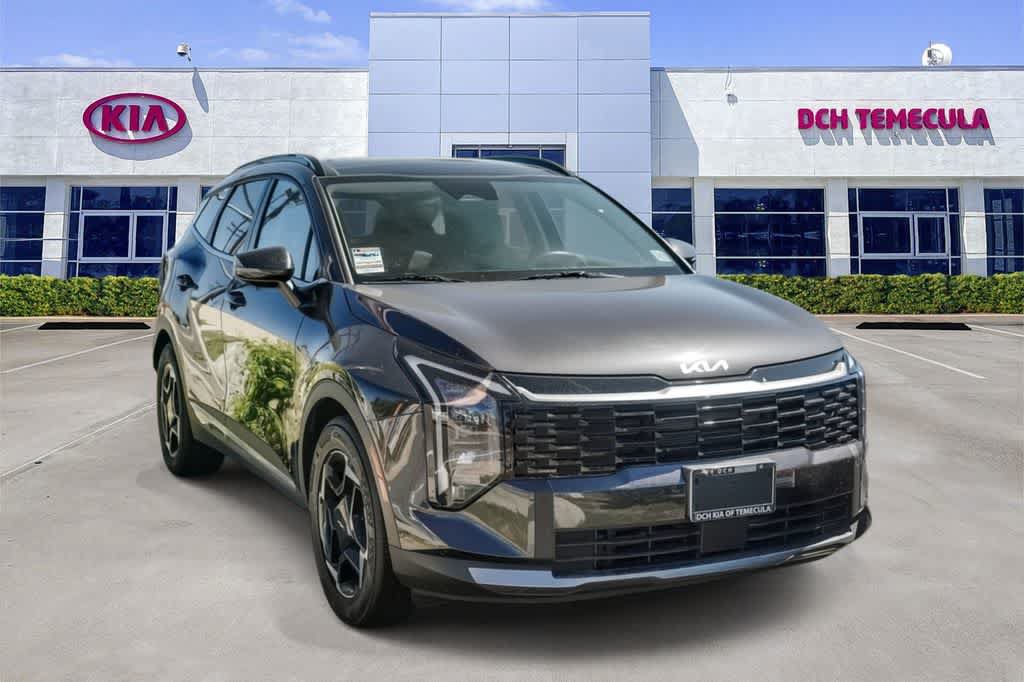 Certified 2026 Kia Sportage EX w/ EX Panorama Roof Package FWD image 3